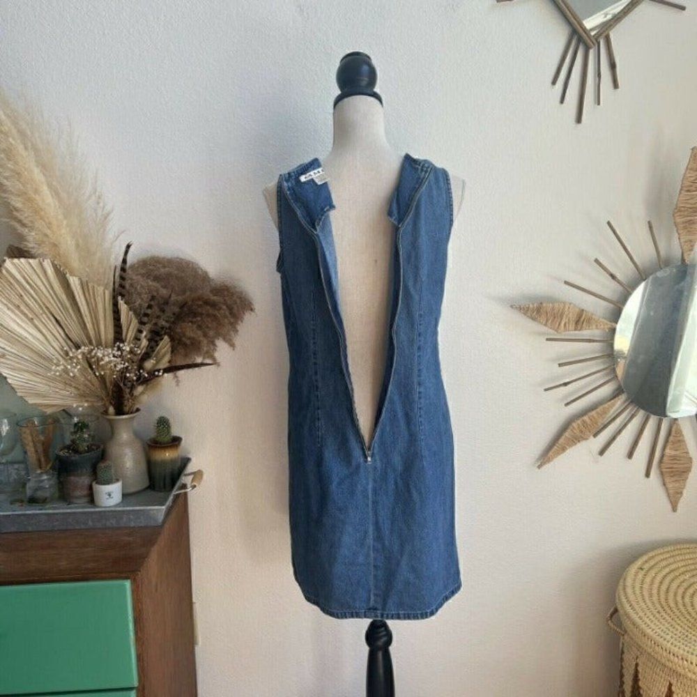 A.M.I. Vintage Women Denim Floral Embroidered Sleeveless Short Dress boho Medium - Picture 9 of 9